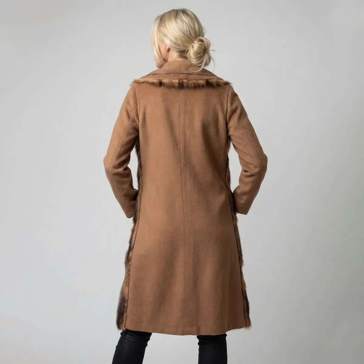 Long Coat made of Cashmere and Mink Marcella Acosta Couture Collection