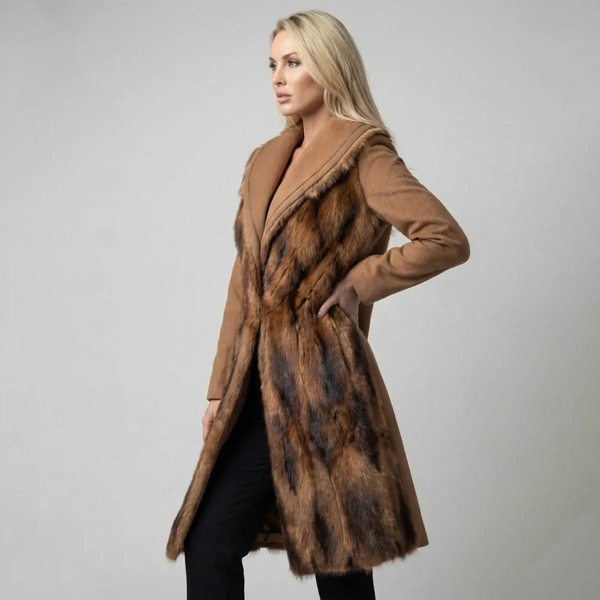 Long Coat made of Cashmere and Mink Marcella Acosta Couture Collection